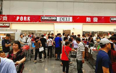 Costco开业被“买爆”，零售业的风口究竟在何方？